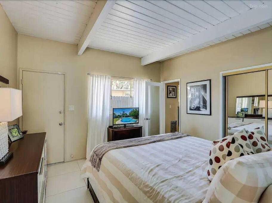 Serene 4 Bed 3 Bath Heated Pool Natural Backyard Heart Of Palm Springs Buitenkant foto